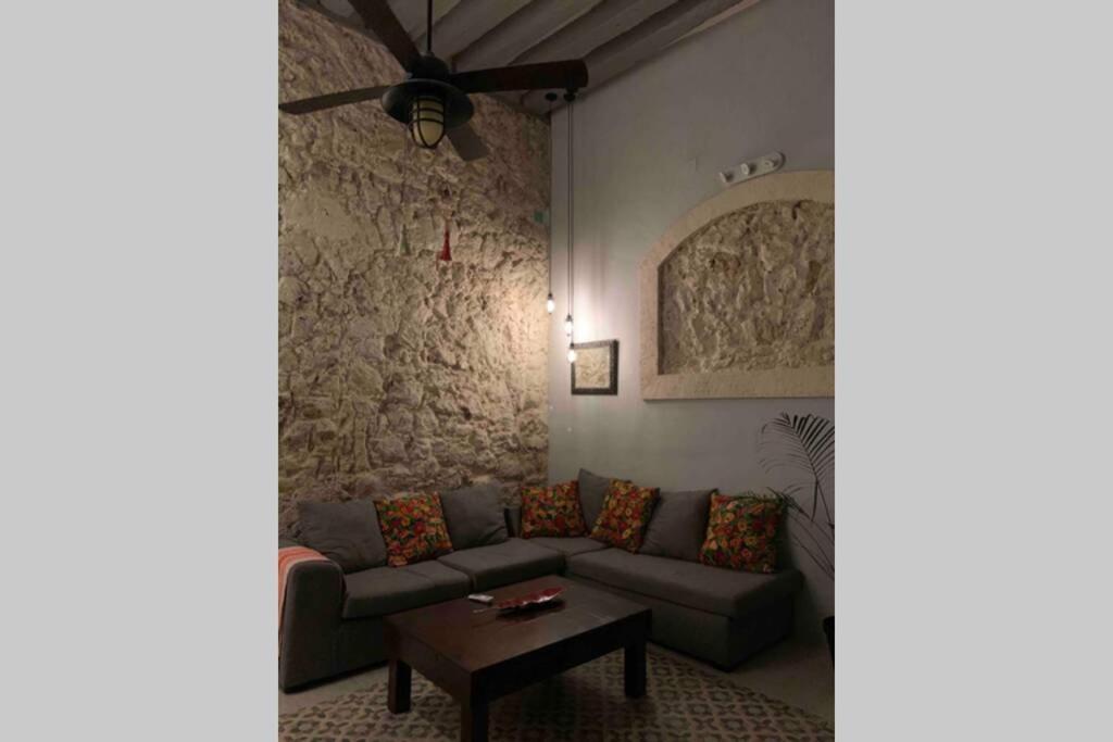 Casa El Flamboyan Dentro De La Ciudad Amurallada Campeche Extérieur photo